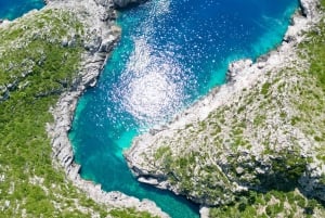 Da Valona: Grotta delle Gemme Blu e tour della Baia di Grama in motoscafo