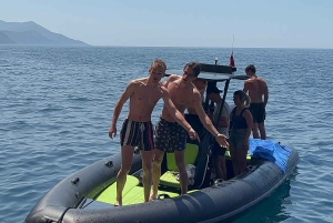 Desde Vlora: excursión en lancha rápida a la cueva de Haxhi Ali y Karaburun.