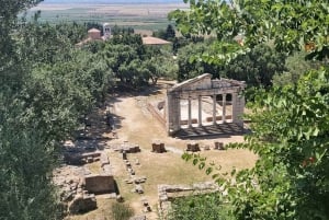 Heldagstur til Durres, Apollonia og Ardenica-klosteret