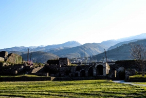 Gjirokaster Dreamscape: Navigointi ajassa ja kivessä