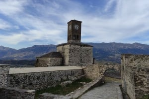 Gjirokaster: Privater Rundgang durch den alten Basar und die Burg