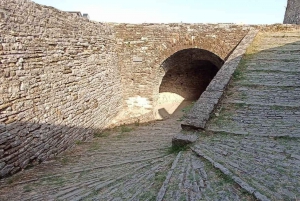 Gjirokaster - die osmanische Stadt aus Stein