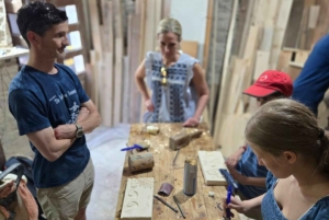 Gjirokaster: Trehåndverksklasse