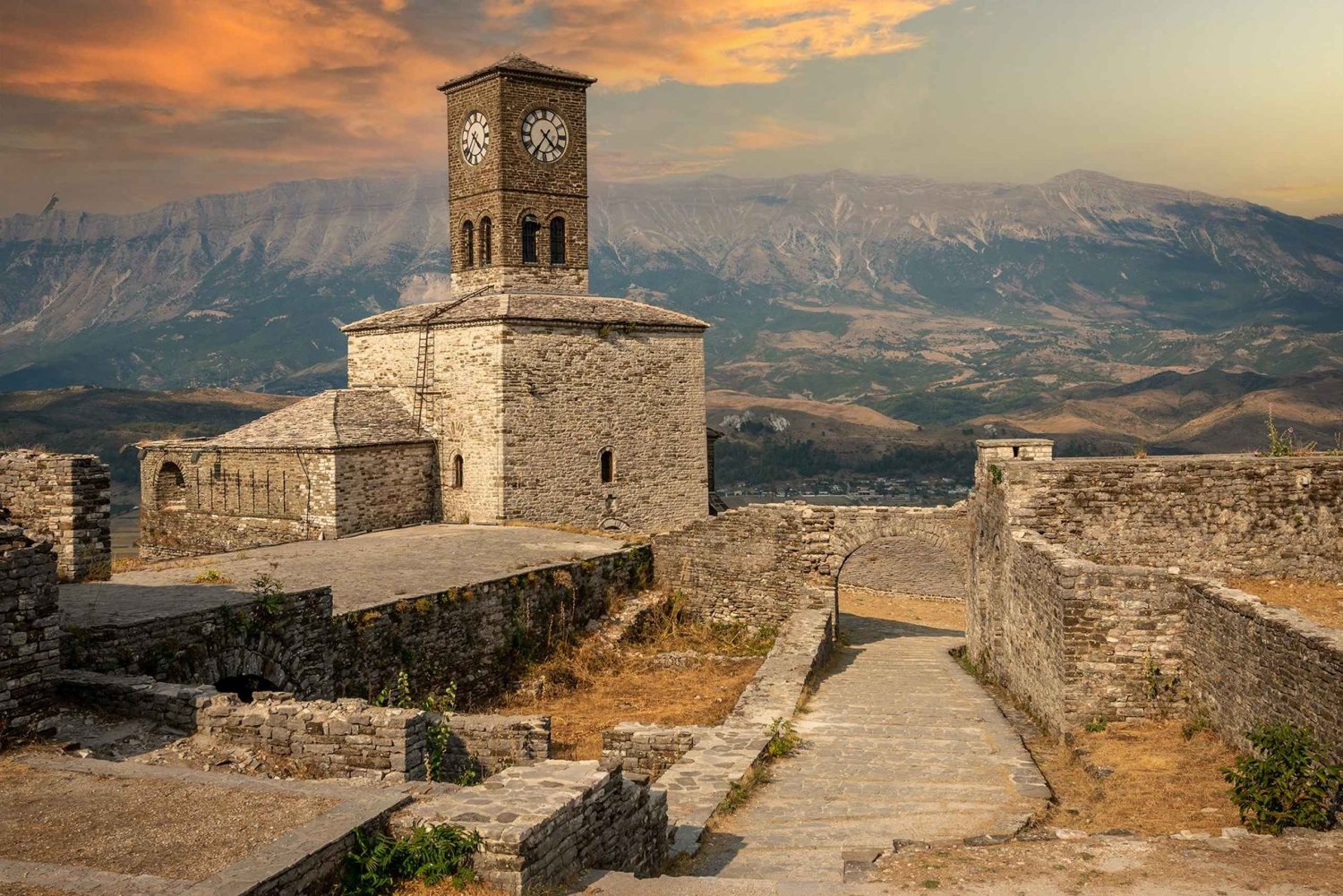 Gjirokastra: Guidad stadstur