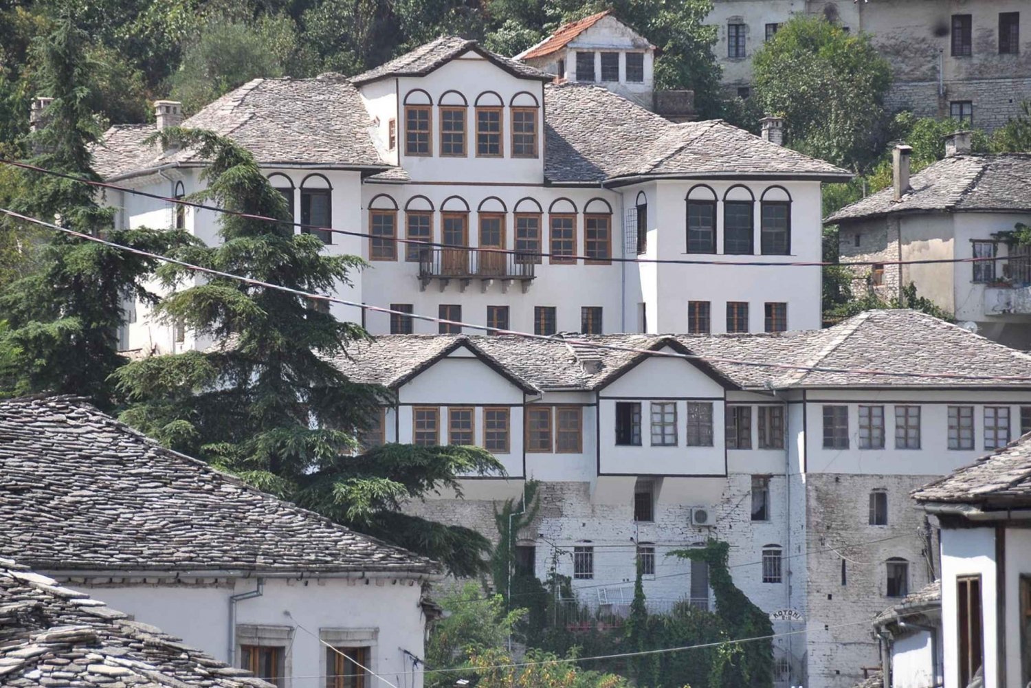 De Tirana: excursão de dia inteiro a Gjirokastra