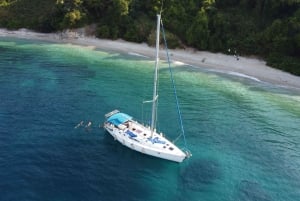 Gouvia: Corfu Island Sailing Trip with Snack and Soft Drinks