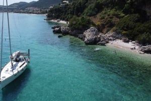 Gouvia: Corfu Island Sailing Trip with Snack and Soft Drinks