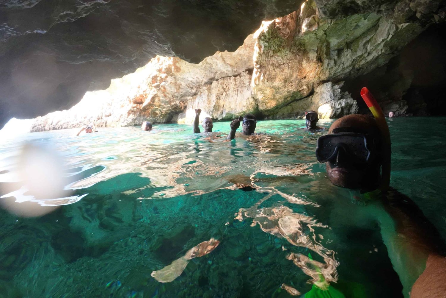 Grama Bay e Blue Cave: Snorkeling e praias secretas em Vlore