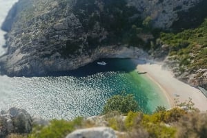Grama Bay e Blue Cave: Snorkeling e praias secretas em Vlore