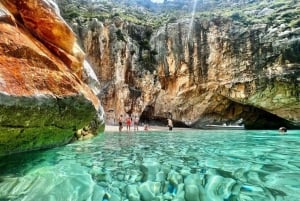 Grama Bay e Blue Cave: Snorkeling e praias secretas em Vlore