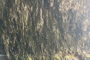 Grama Bay & Blue Cave: speedboottocht vanuit Vlore