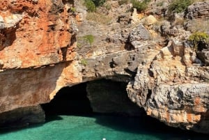 Grama Bay & Blaue Höhle: Schnellboot-Tour ab Vlora