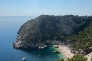 Grama Bay & Blaue Höhle: Schnellboot-Tour ab Vlora