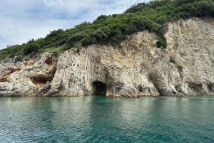 Group Tour 7 stops Saranda to Krorez Free Drink and Umbrella