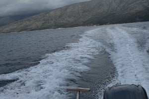 Gruppresa 7 stopp Saranda till Krorez Gratis dryck och parasoll