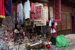 Vanuit Tirana: Halve dagtrip naar Kruja en toegang tot Skanderbeg Museum