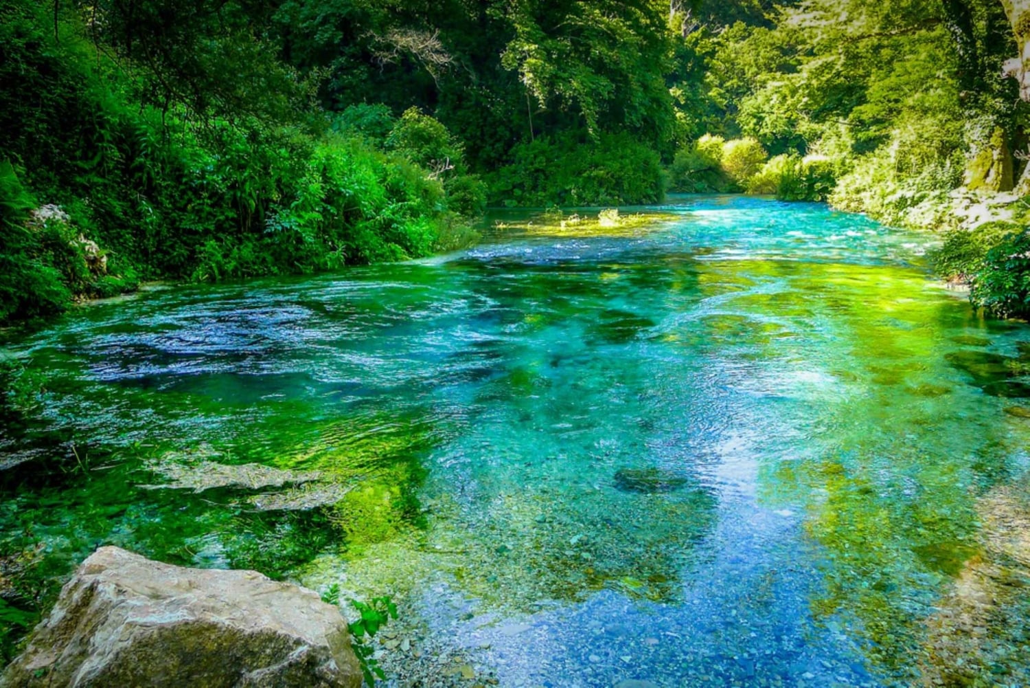 Viagem de meio dia ao Olho Azul