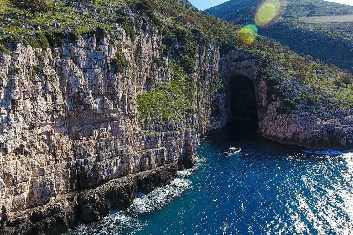 Vlore: Haxhi Ali Cave, Karaburun Speedboat Tour & Snorkeling