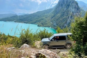 Depuis Tirana : Randonnée sur le mont Gamti et le lac Bovilla en Land Rover