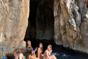 Himara: aventuras com mergulho de snorkel em grutas e praias secretas