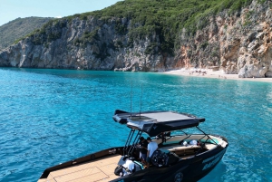 Himara: aventuras com mergulho de snorkel em grutas e praias secretas