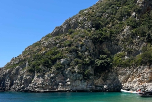 Himara : excursion quotidienne à Gramma Bay avec arrêts baignade