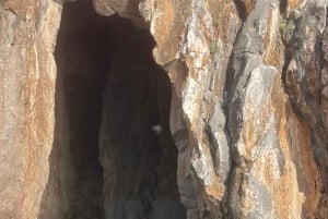 Himara: Upptäck|DeluxeTour: Hemliga stränder, grottor och badstopp