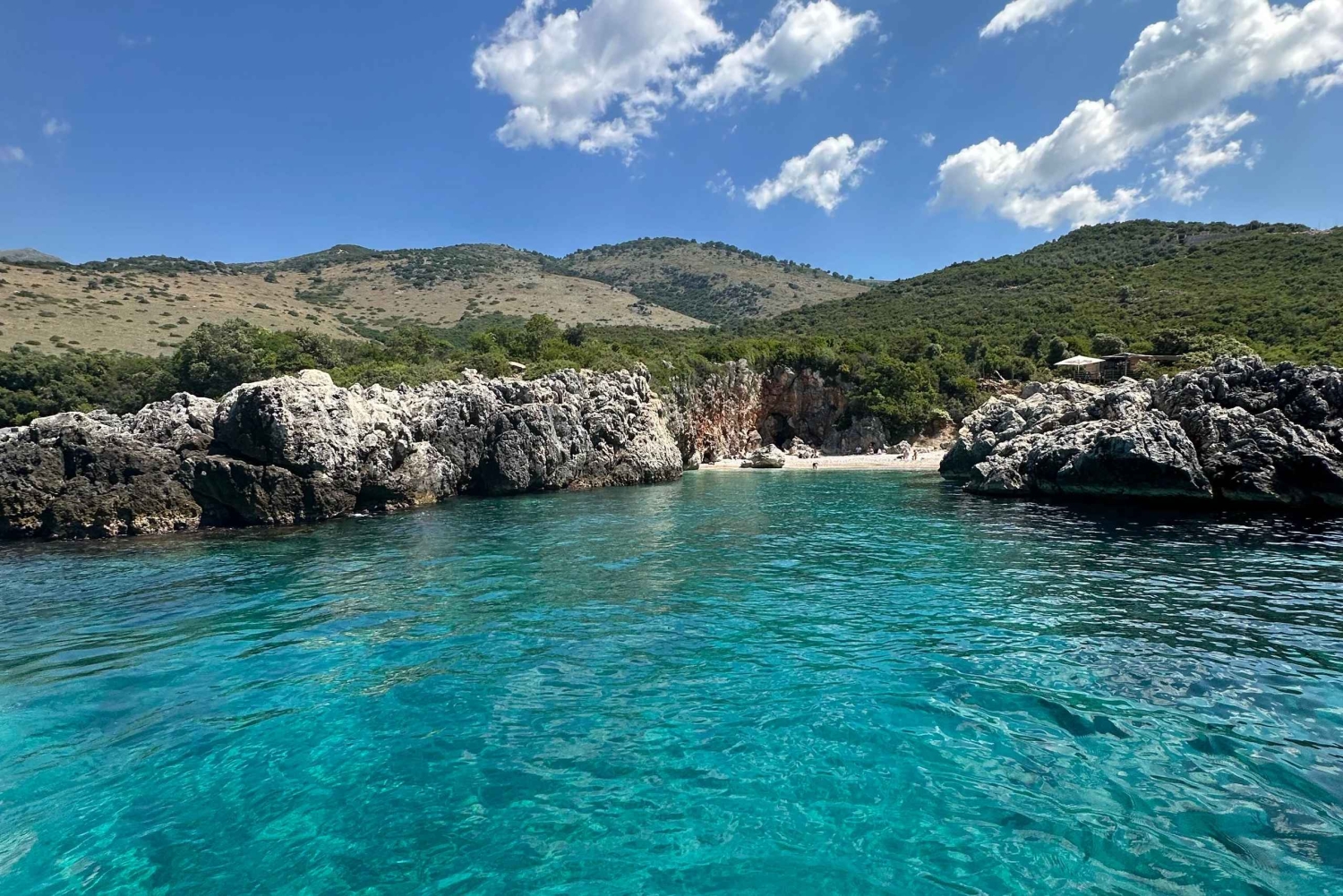 Himara: tour guidato esclusivo in barca privata