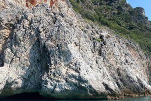 Himara, Jale: Całodzienny wynajem łodzi