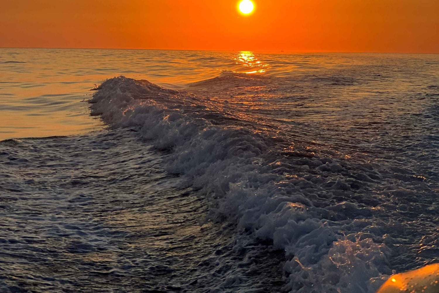 Himara: crucero al atardecer (paradas para nadar y hacer snorkel)