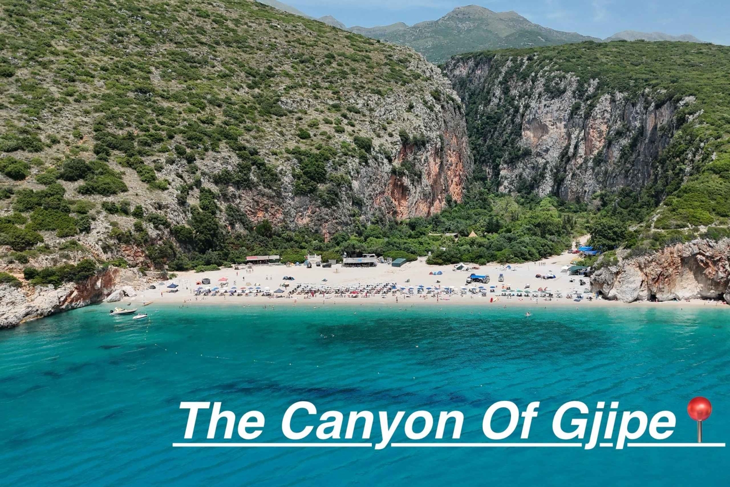 Himare: tour in barca lungo la costa con soste per nuotare