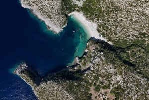 Himare: Grama Bay-tur med svømmeture