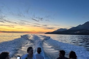 Himare: Båttur i solnedgången med badstopp