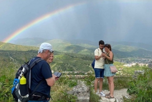 Berat storica: Una passeggiata nel tempo con caffè e dolci