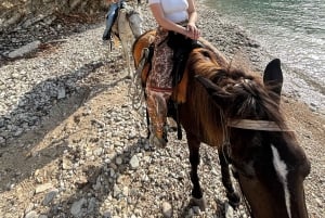 Saranda: Horseback Riding Tour