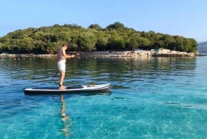 iStand-Up Paddleboarding-tur runt Ksamil-öarna