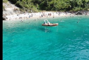 Vlore: Speedboot-Abenteuer zur Insel Sazan und zur Haxhi-Ali-Höhle