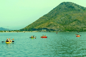 Kajakkiseikkailu: Skadar-järven läpi