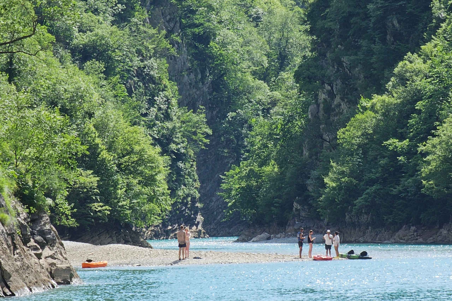 Escursione di un giorno al lago Komani e al fiume Shala