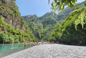Escursione di un giorno al lago Komani e al fiume Shala