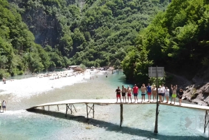 Escursione di un giorno al lago Komani e al fiume Shala
