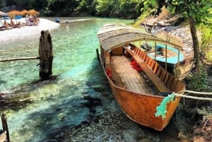 Lago Koman y río Shala: tour en barco privado (horario flexible)