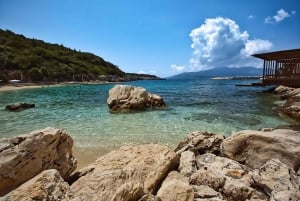 Ksamil-veneretki Pulebardhaan, Pigeon Caveen ja snorklaamaan