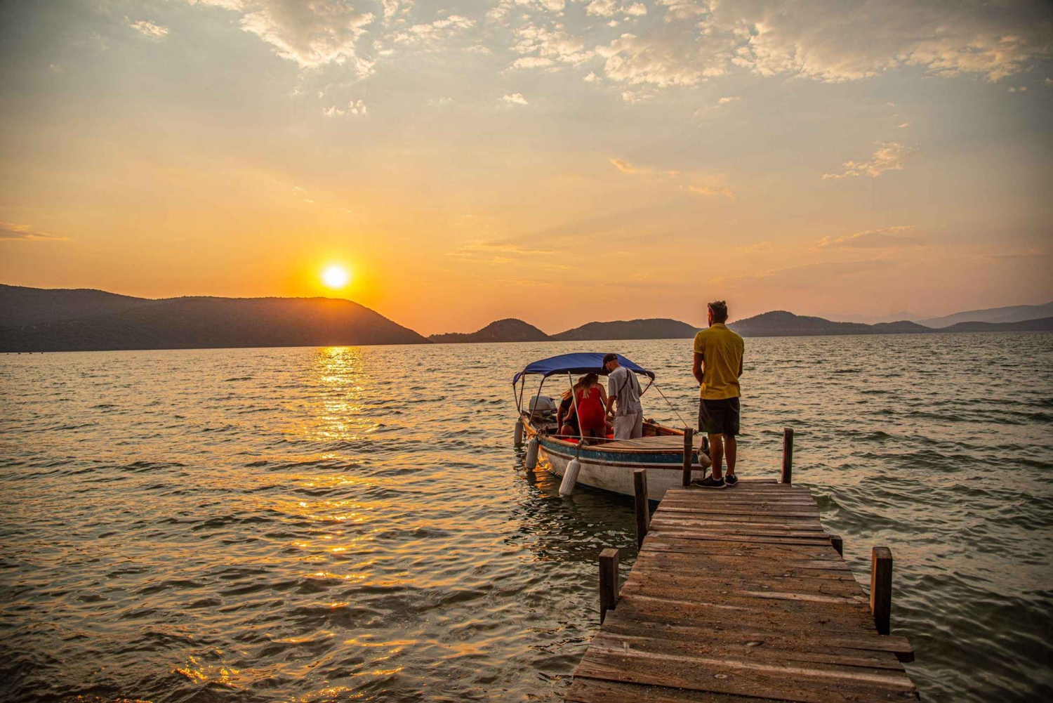 Ксамил: парусный тур с дегустацией мидий и напитков в Албании