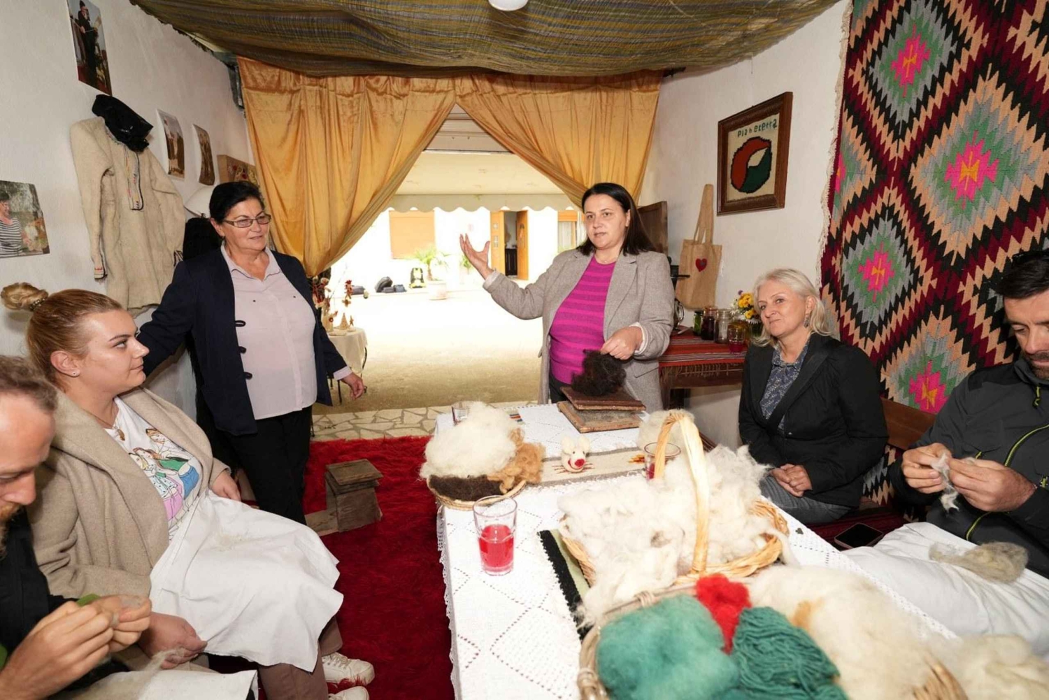 Lazarat: Ullvävverkstad med lunch eller middag