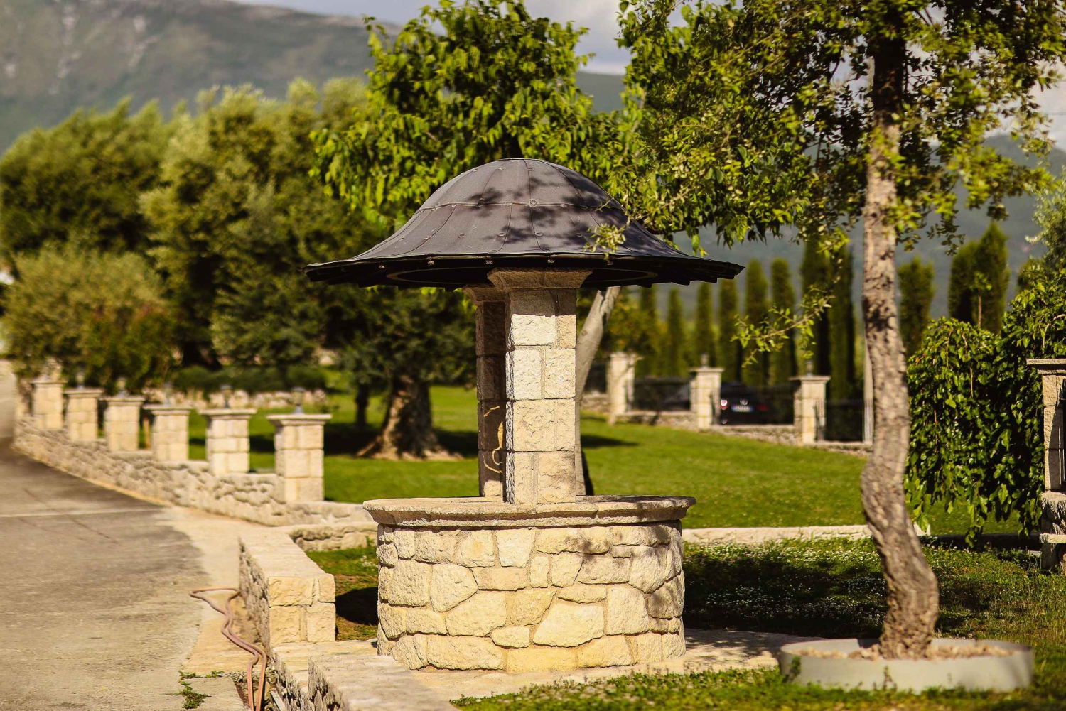 ルンドラ：ワインの試飲付きルンドラ ワイナリー ガイド付きツアー