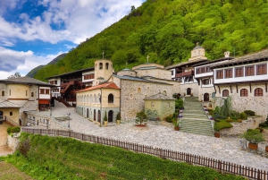 スコピエのマヴロヴォ修道院、ガリチニク修道院、ヨヴァン・ビゴルスキー修道院