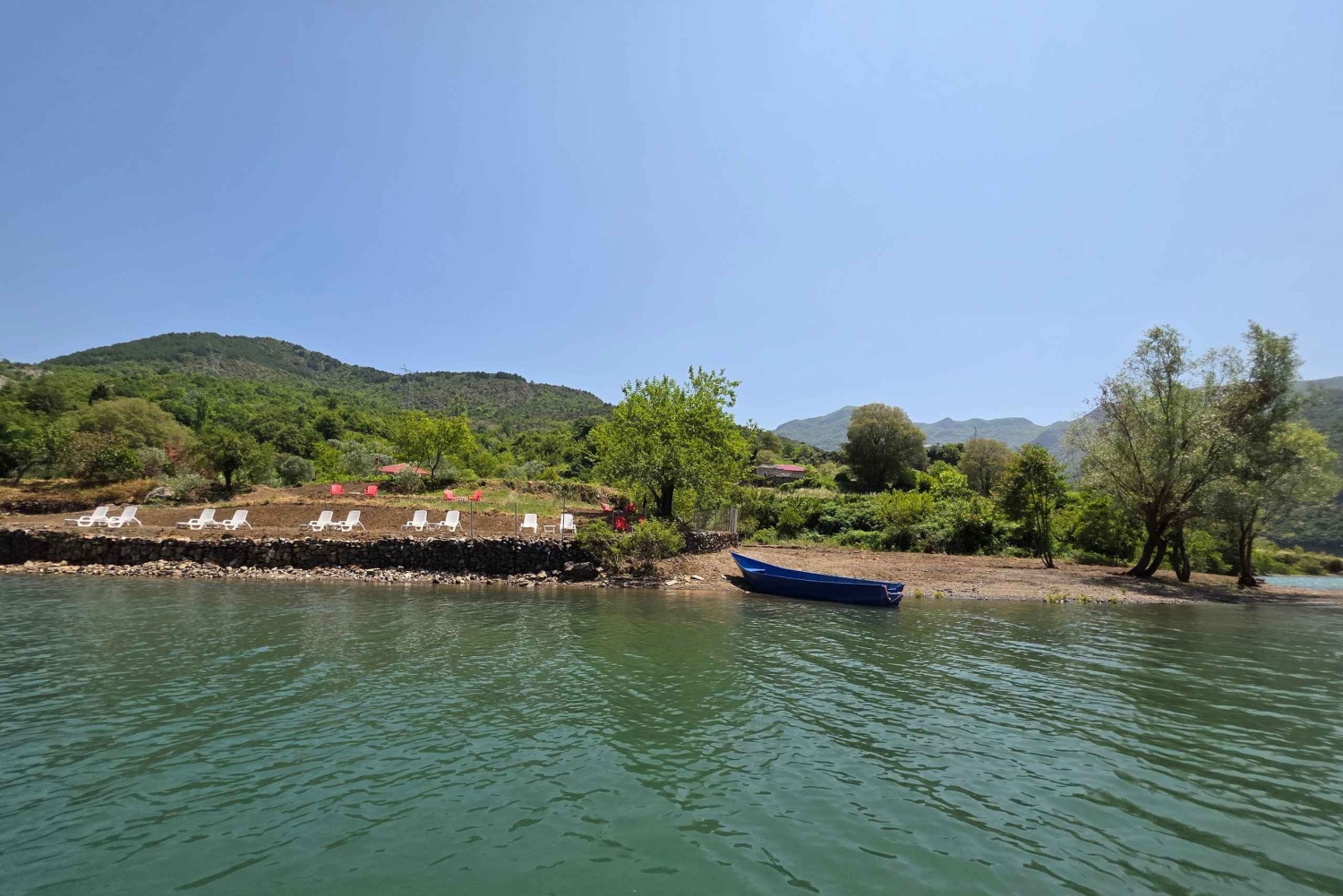 Н'Гегай — озеро Вау-и-Деж: остров Шурда и прогулка на лодке