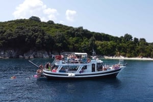 Kust van noordoost Corfu: zwemmen, snorkelen met lunch en drankjes