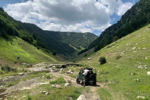 Offroad: Biza Lake and Vali Cave Day Trip
